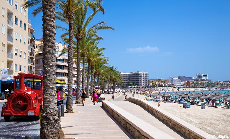 Platja de Can Pastilla - one of the most family friendly beaches in Spain